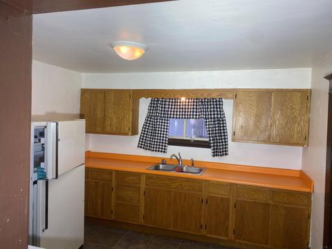 410 W Broad St, Lyons, IN 47443 photo 7