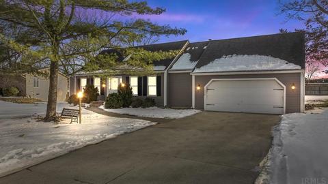 1330 Chanterelle Dr, Fort Wayne, IN 46845 photo 1