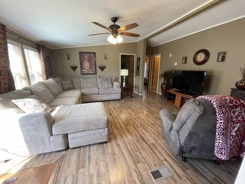 219 W Main St, Mitchell, IN 47446 photo 10