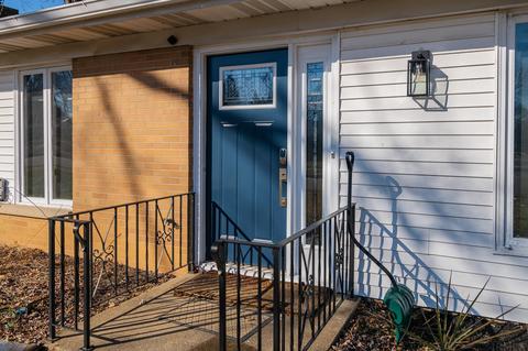 1213 E Allendale Dr, Bloomington, IN 47401 photo 2