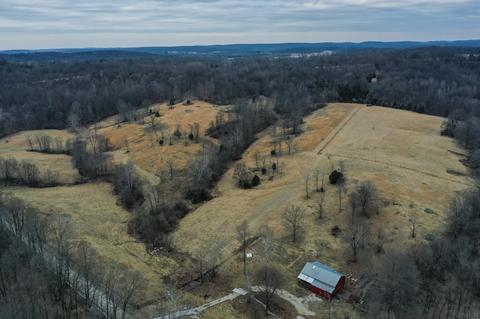 1075 Hidden Valley Ln, Mitchell, IN 47446 photo 1