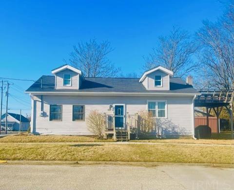 623 W Frank St, Mitchell, IN 47446 photo 1