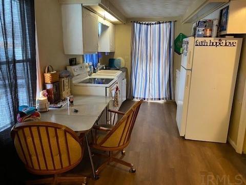 537 Circle Dr, Fairmount, IN 46928 photo 4