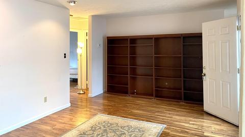 926 E Commons Dr, Bloomington, IN 47401 photo 9