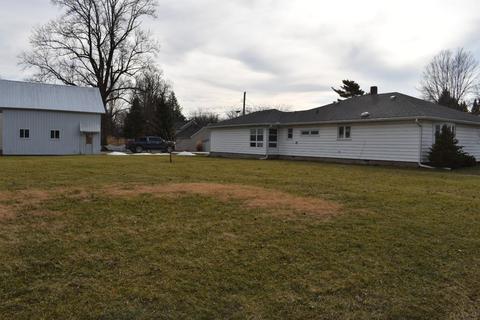 303 E Main St, Flora, IN 46929 photo 7