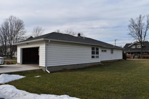 303 E Main St, Flora, IN 46929 photo 6