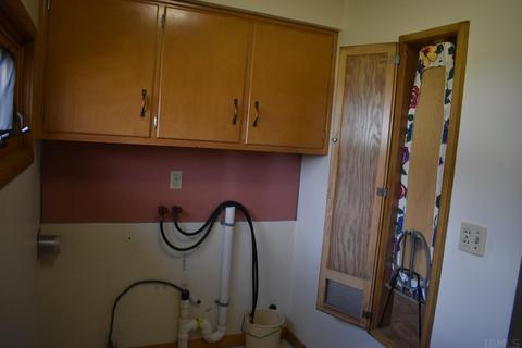 303 E Main St, Flora, IN 46929 photo 32