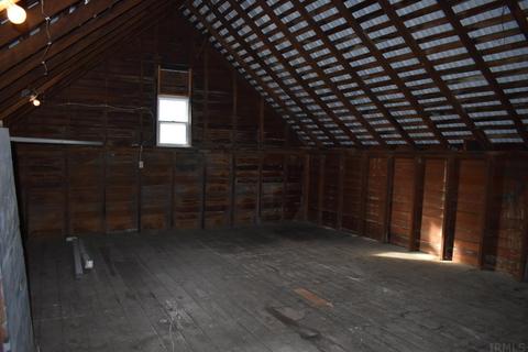 303 E Main St, Flora, IN 46929 photo 11
