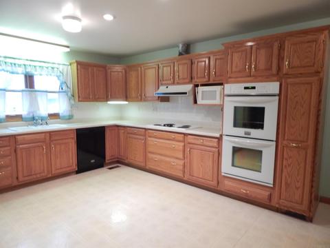 619 S St, Bedford, IN 47421 photo 4