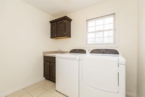 10770 Pine Cone Ct, Granger, IN 46530 photo 13