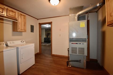7797 E State St, Dugger, IN 47848 photo 8