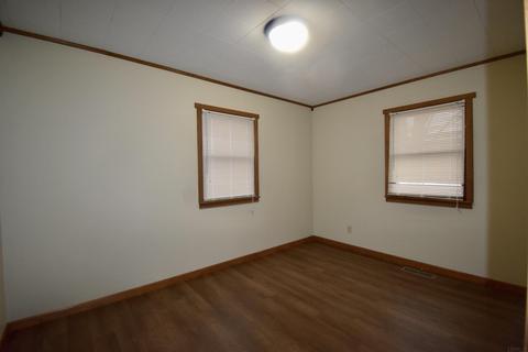 7797 E State St, Dugger, IN 47848 photo 10