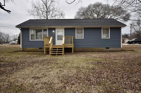 7797 E State St, Dugger, IN 47848 photo 2