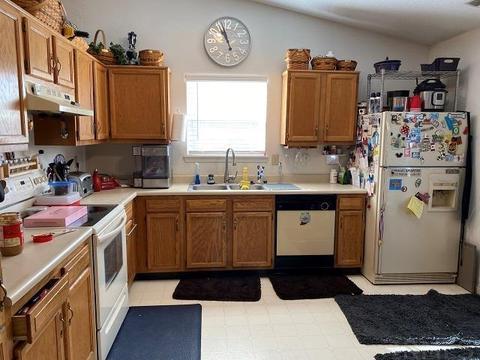 336 S Windstone Ct, Bloomington, IN 47403 photo 2