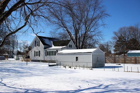 505 E 1st St, Fowler, IN 47944 photo 3