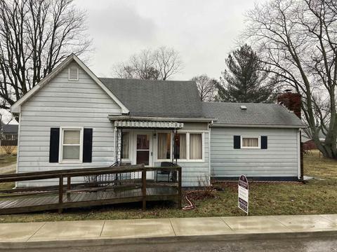 457 N 7th St, Mitchell, IN 47446 photo 1