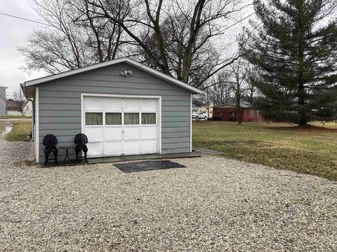 457 N 7th St, Mitchell, IN 47446 photo 8