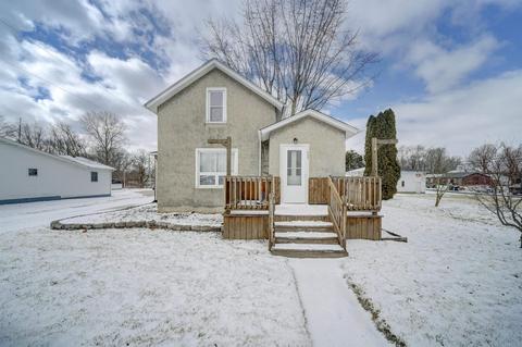 445 S Center St, Waterloo, IN 46793 photo 1