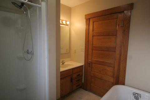 214 E 15th St, Jasper, IN 47546 photo 5