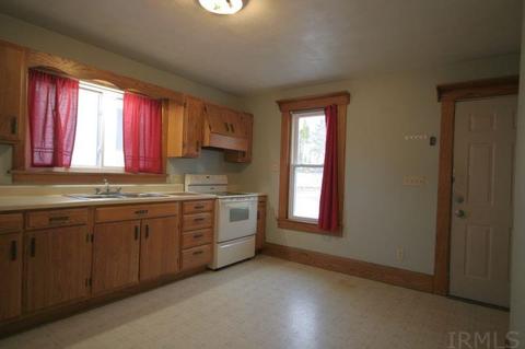 214 E 15th St, Jasper, IN 47546 photo 17