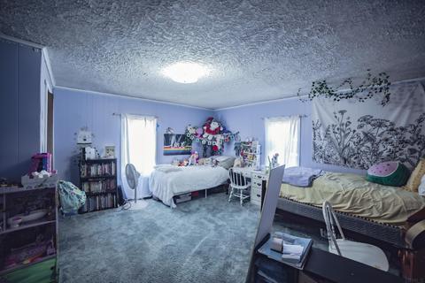 718 J St, Bedford, IN 47421 photo 12