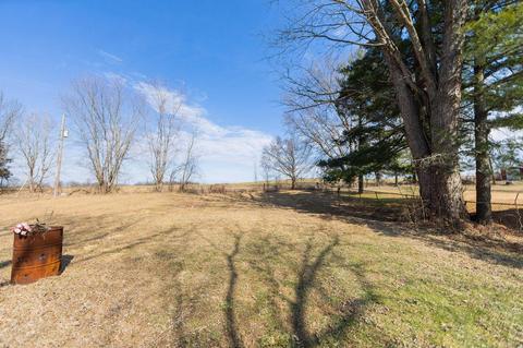 6725 S Harmony Rd, Bloomington, IN 47403 photo 4
