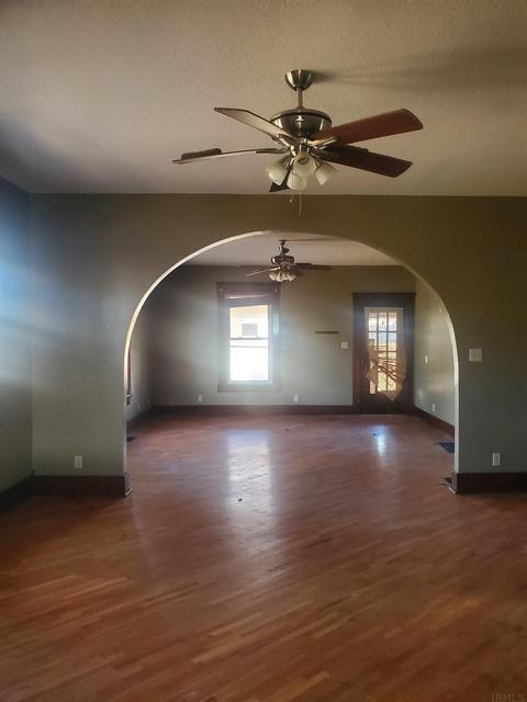407 E 7th St, Mount Carmel, IL 62863 photo 5