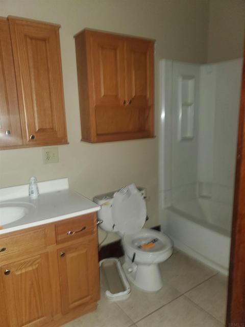 407 E 7th St, Mount Carmel, IL 62863 photo 10