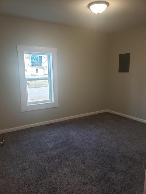 405 E Pine St, Princeton, IN 47670 photo 9