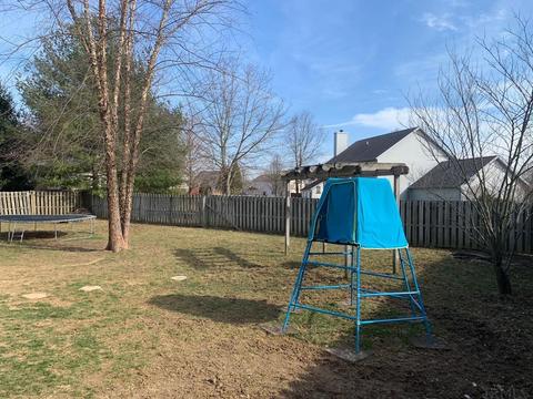 4302 W Maefield St, Bloomington, IN 47404 photo 6