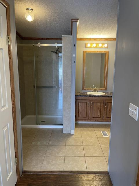 2204 35th St, Bedford, IN 47421 photo 19