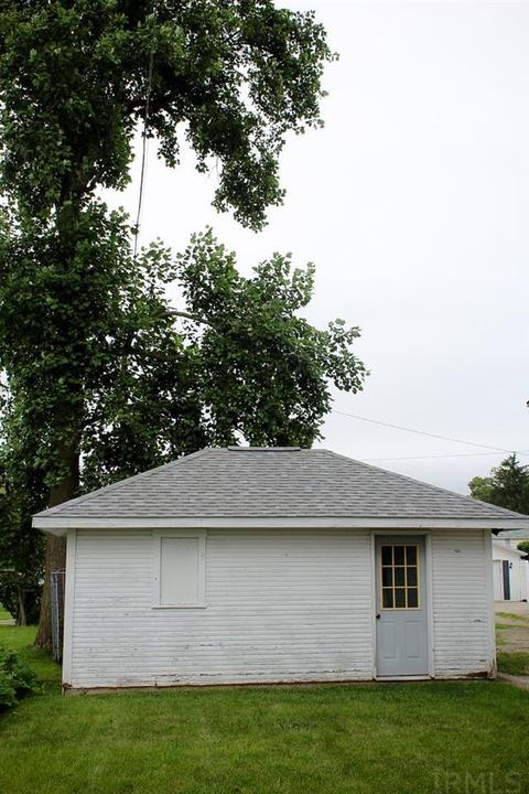 123 E Third St, Winchester, IN 47394 photo 24