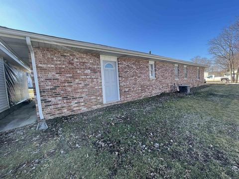 290 N Walnut St, Lyons, IN 47443 photo 5
