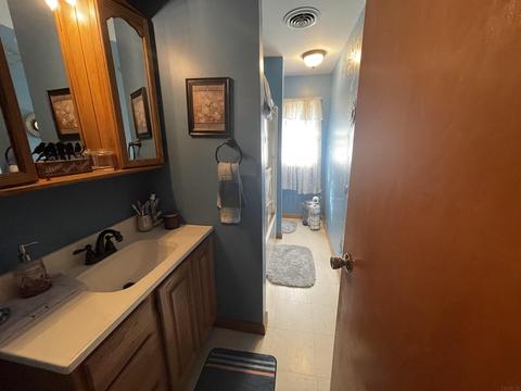 290 N Walnut St, Lyons, IN 47443 photo 13