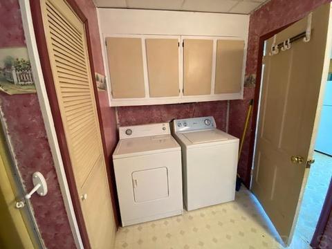 521 E Spring St, Lagrange, IN 46761 photo 7