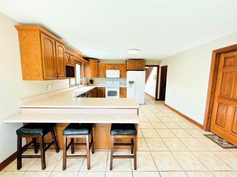 5355 N Elder Rd, Larwill, IN 46764 photo 4