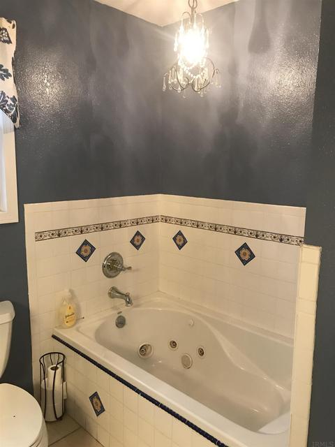 1309 E Walnut St, Washington, IN 47501 photo 12