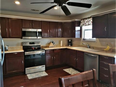 1309 E Walnut St, Washington, IN 47501 photo 7