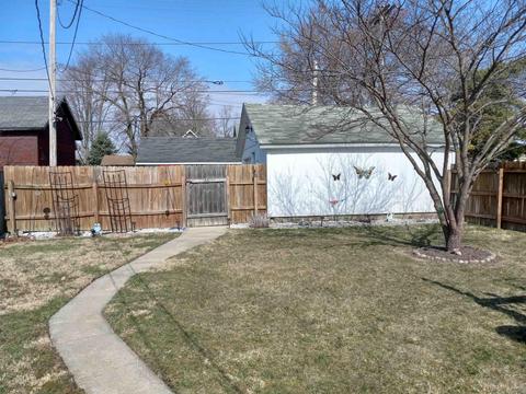 326 E 2nd St, Peru, IN 46970 photo 6
