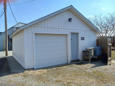 326 E 2nd St, Peru, IN 46970 photo 7
