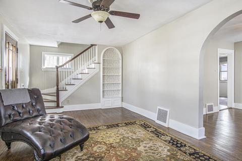 238 Eckman St, South Bend, IN 46614 photo 3