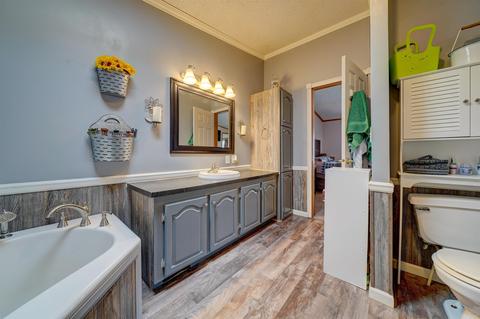 4030 S 1175 E, Lagrange, IN 46761 photo 19