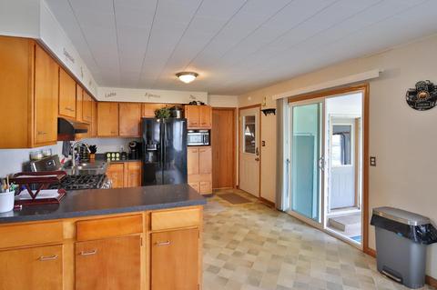304 E Main St, Chalmers, IN 47929 photo 8