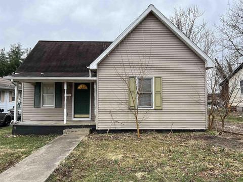 326 E 8th St, Bicknell, IN 47512 photo 1