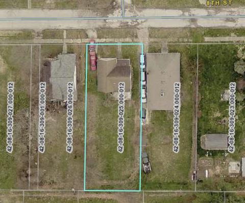 326 E 8th St, Bicknell, IN 47512 photo 2