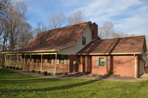 1824 S Raymond St, Jasper, IN 47546 photo 1
