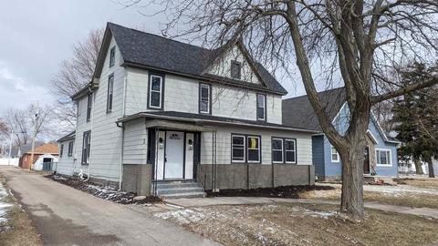 312 Marshall St, Decatur, IN 46733 photo 2