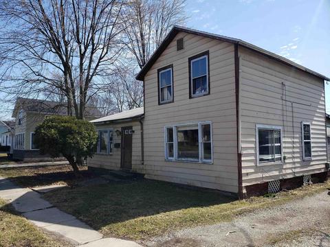 508 E Main St, Butler, IN 46721 photo 2