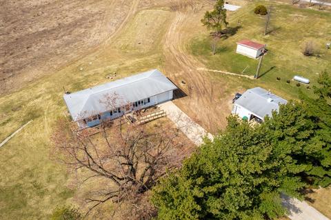 15712 Indianapolis Rd, Yoder, IN 46798 photo 5