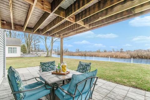 5901 E Pickwick Rd, Syracuse, IN 46567 photo 12